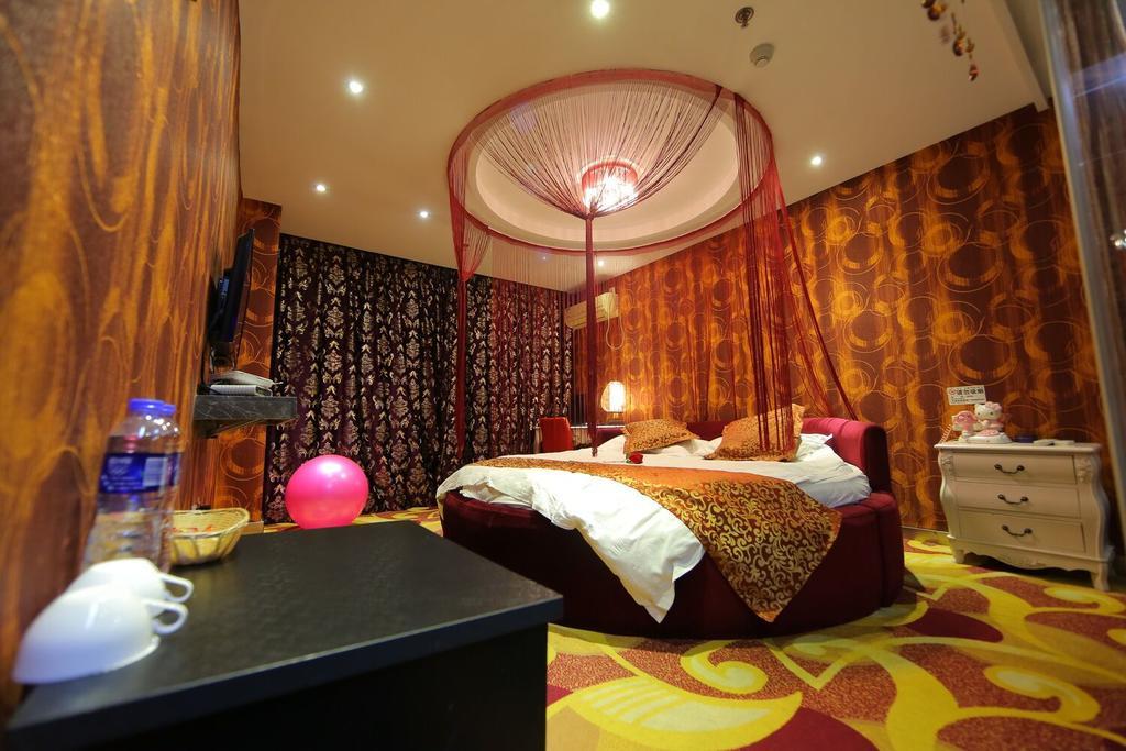 Zhuimei Theme Hotel Суджоу Екстериор снимка